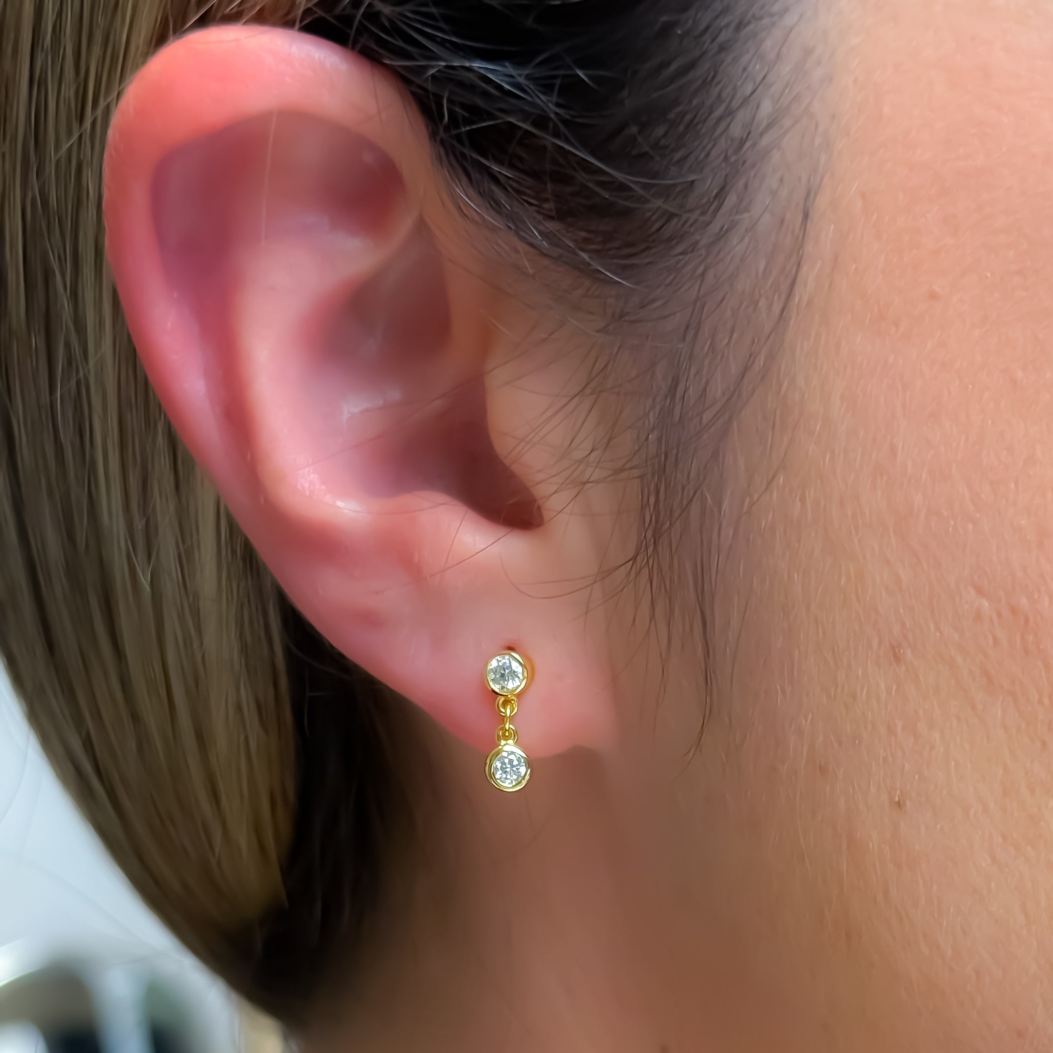 EARRING MOISSANITE DROP 3mm