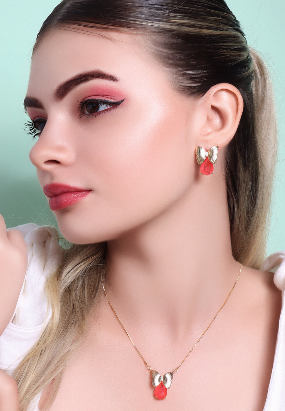 NECKLACE + EARRING SET CHERRY RED CRYSTAL WITH BUTTERFLY