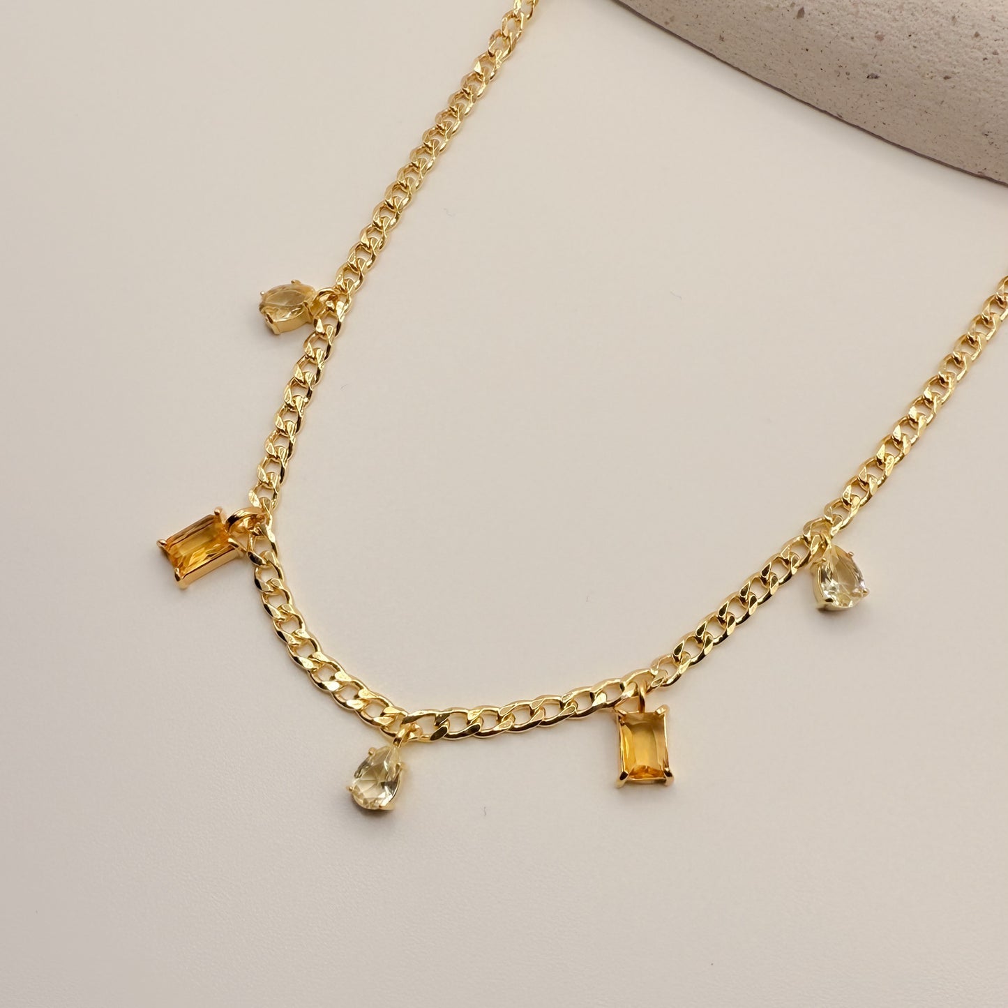 NECKLACE YELLOW CITRINE TONES