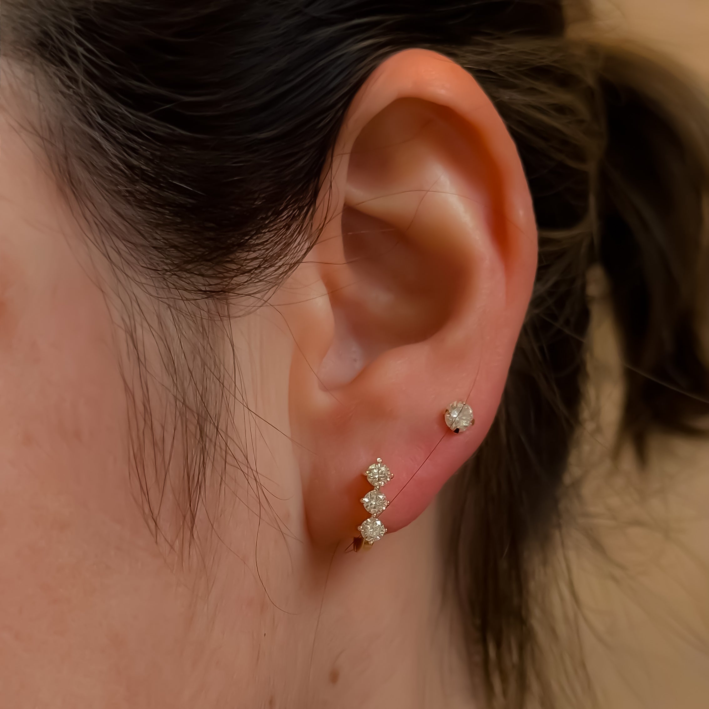 EARRING MINI HOOPS 3 MOISSANITES 3MM EACH