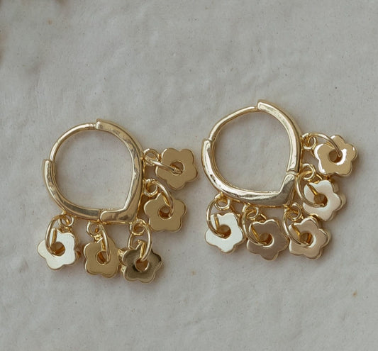 EARRING HOOPS FLOWERS