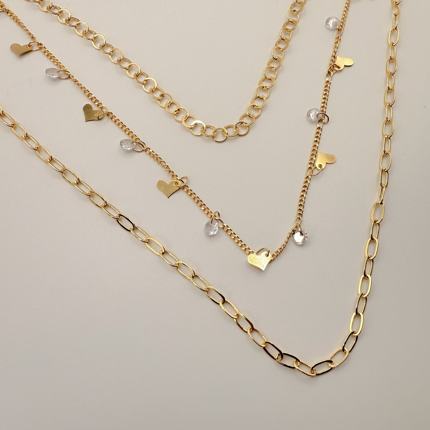 COLAR 3 em 1 CORRENTE CORAÇÕES E CRISTAIS