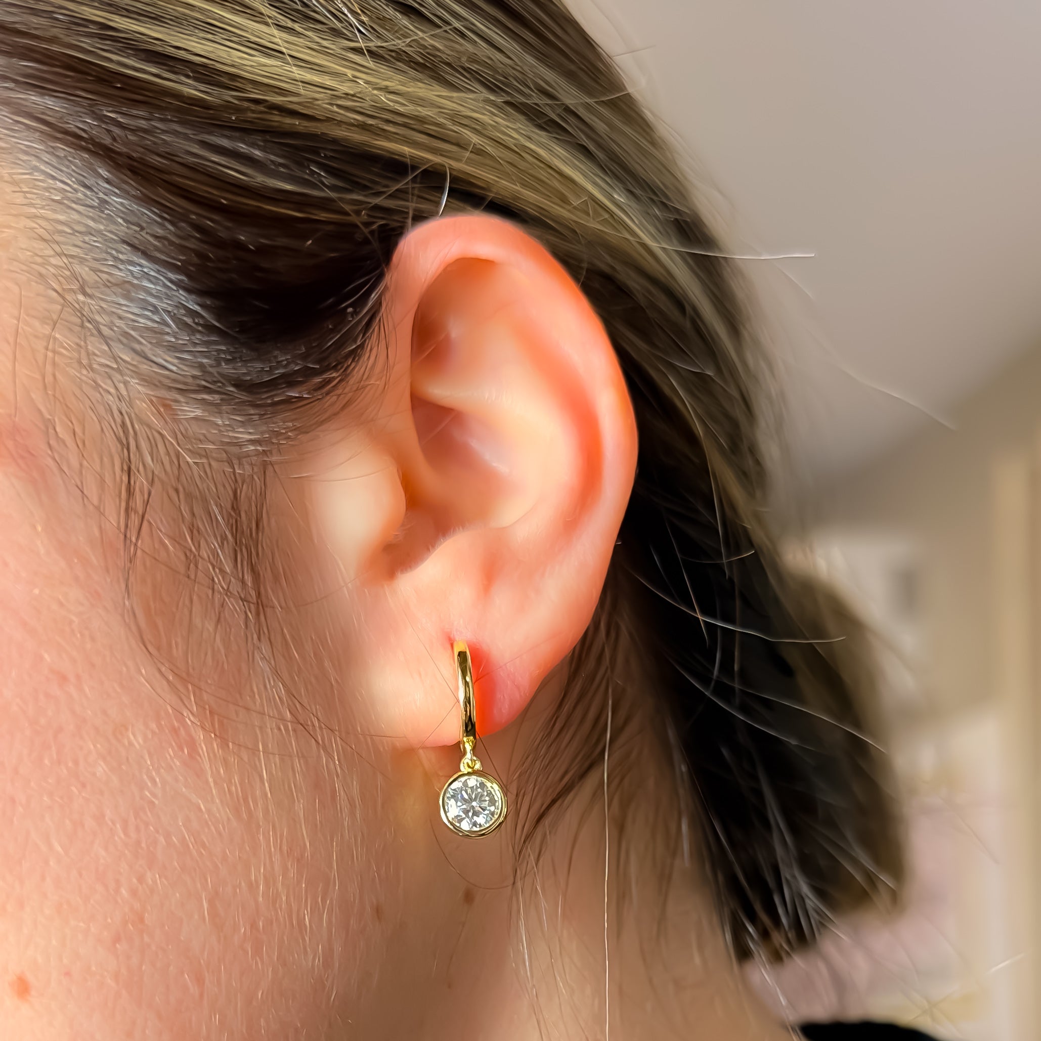 EARRING HOOP 1CT MOISSANITE PENDANT