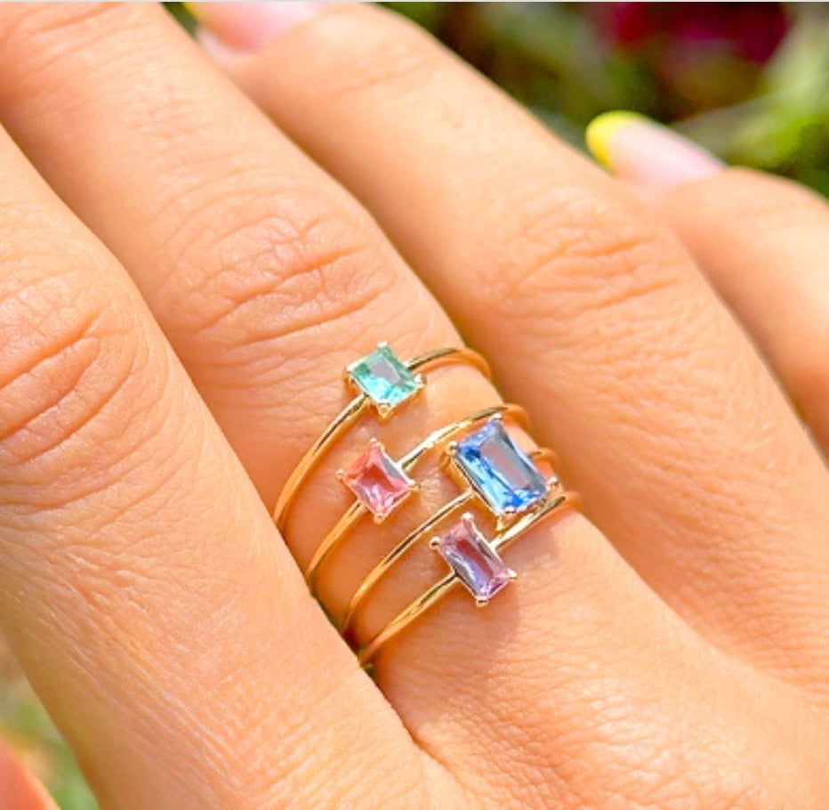 RINGS SET OF 4 RECTANGLE CRYSTALS - adjustable