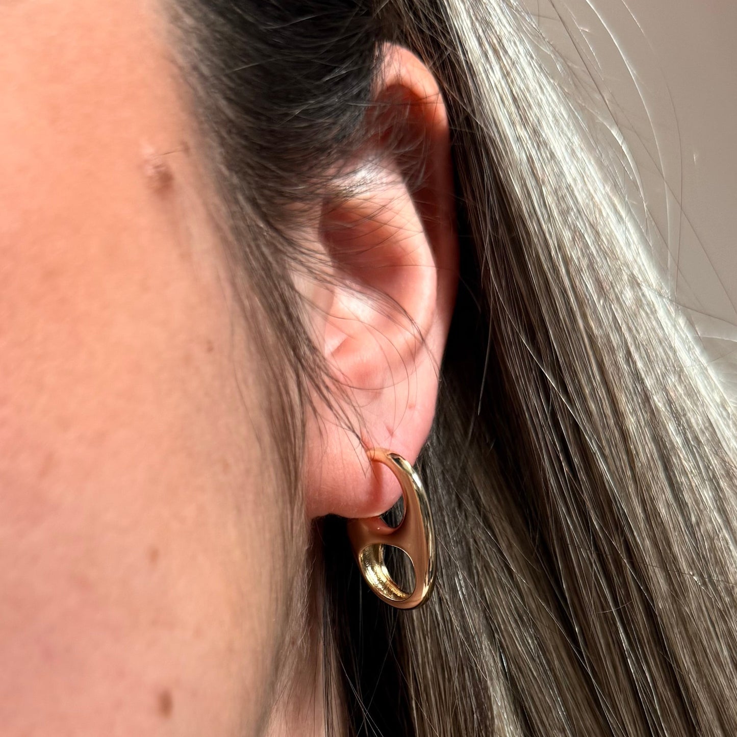 EARRING HOOPS UNIQUE SHAPE