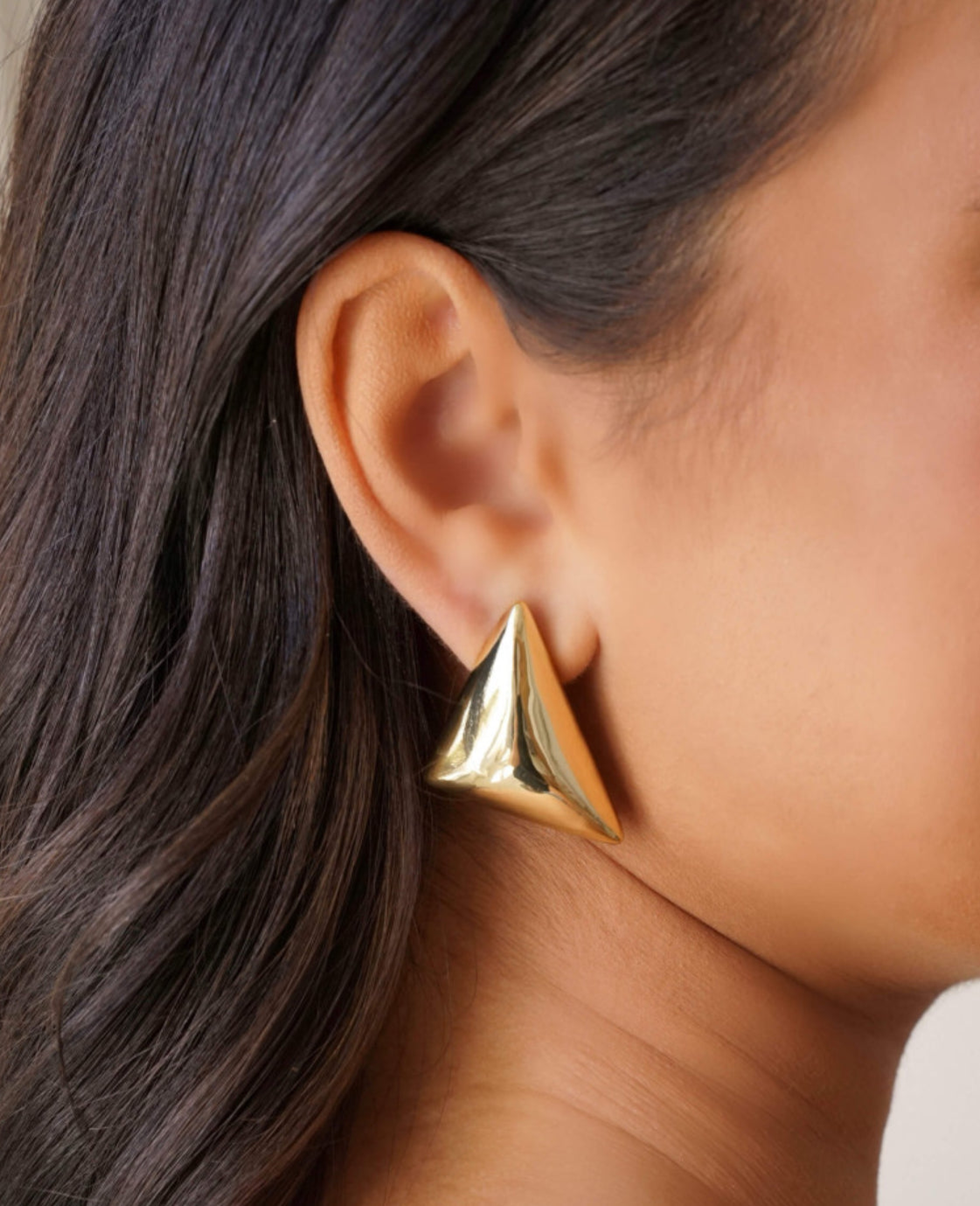 EARRING MODERN TRIANGLE