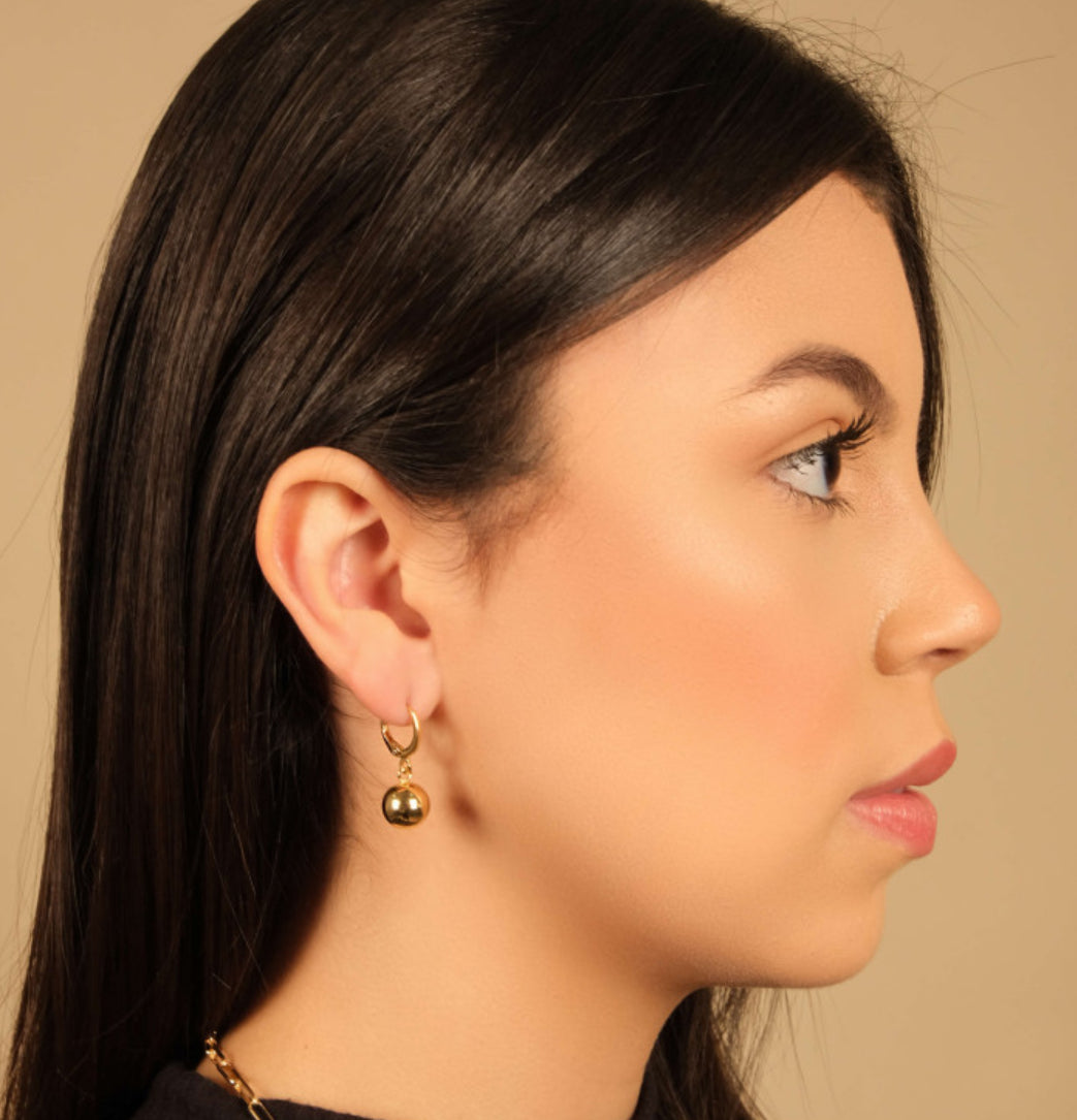 EARRING HOOP WITH SPHERE