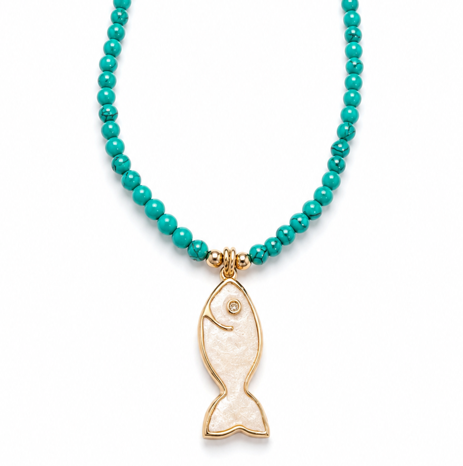 NECKLACE GREEN HOWLITE STONE WITH ENAMEL FISH