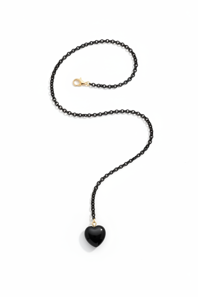 NECKLACE BLACK HEART TIE