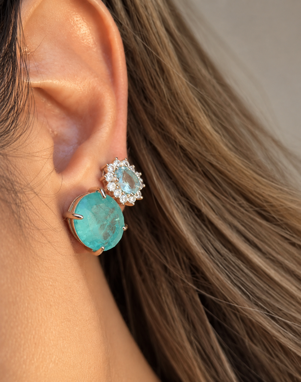 EARRING STUDS OVAL FUSION COLOMBIAN EMERALD CRYSTAL