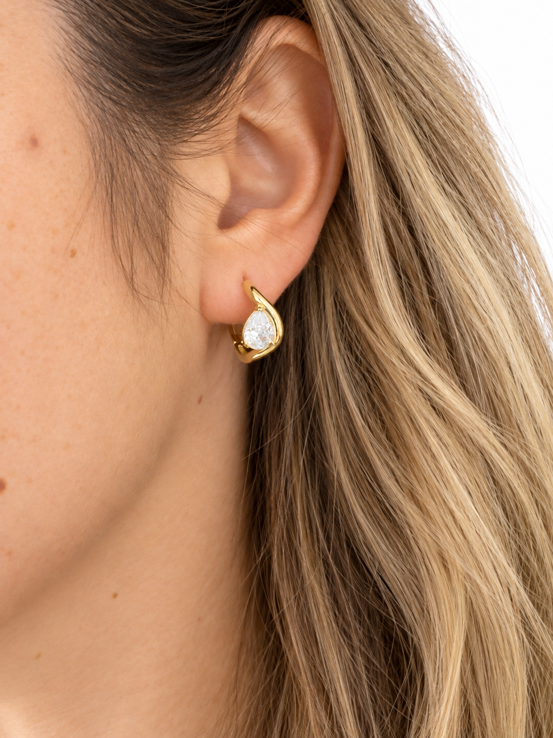 EARRING HOOPS WAVE TEAR DROP