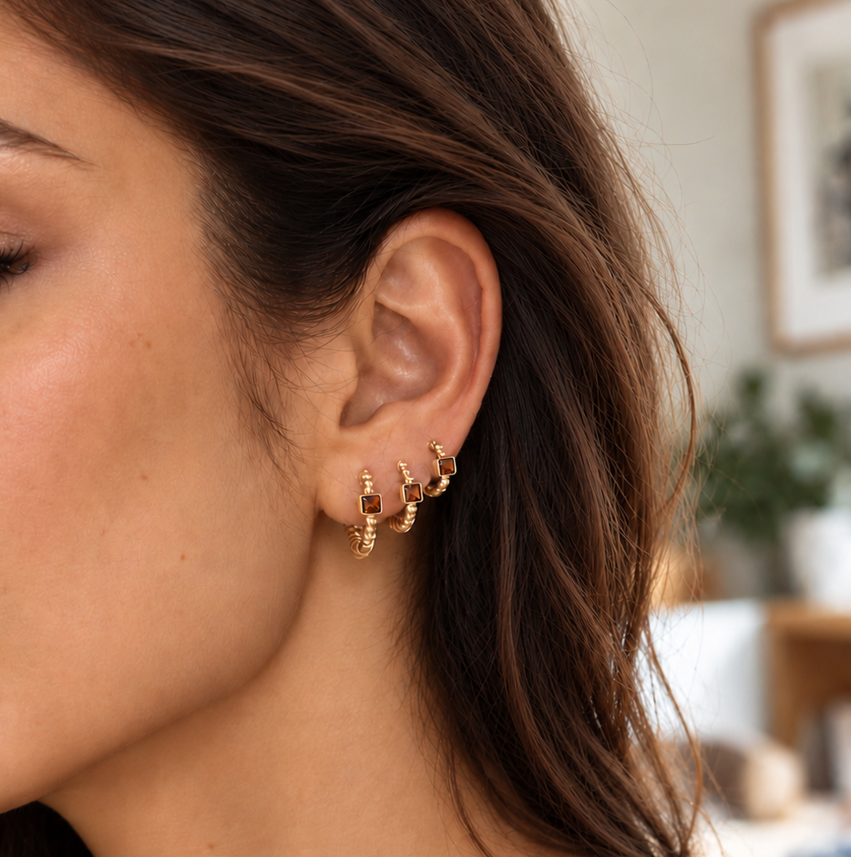 TRIO EARRING HOOPS BROWN MINI SQUARES
