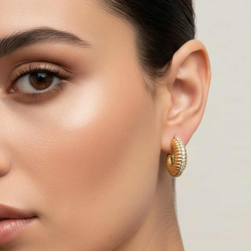 EARRING HOOPS TEXTURE WITH CUBIC ZIRCONIA LINE
