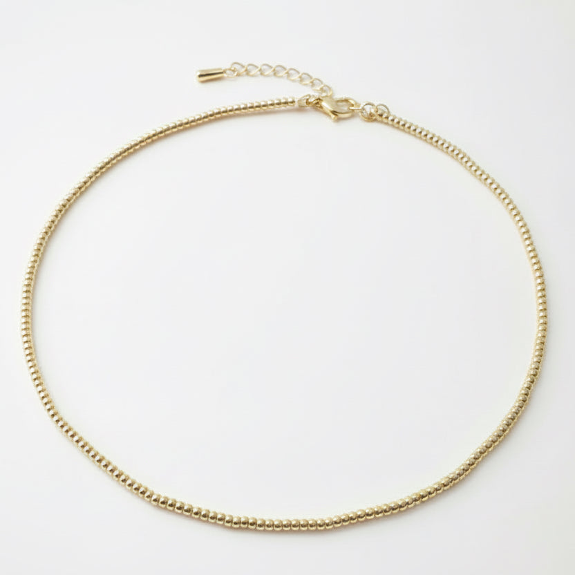 NECKLACE CHOKER WIRE MINI SPHERES
