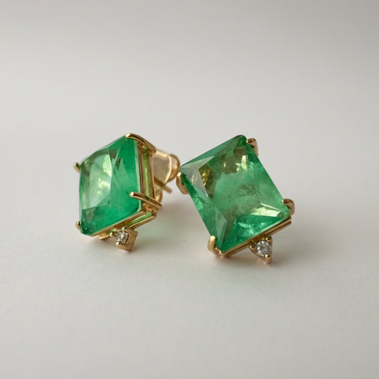 EARRINGS RECTANGLE FUSION GREEN CRYSTAL