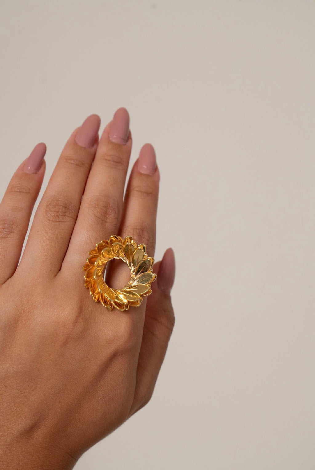 RING WREATH ADJUSTABLE BY MADENNA