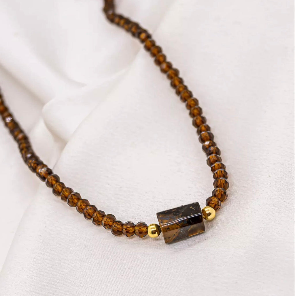NECKLACE BROWN CRYSTALS WITH TIGER EYE STONE