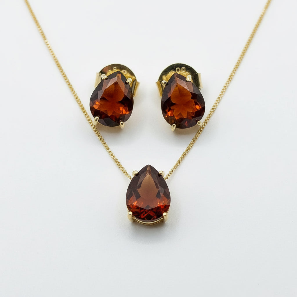 NECKLACE + EARRINGS SMALL TEARDROP CRYSTAL 8X10MM