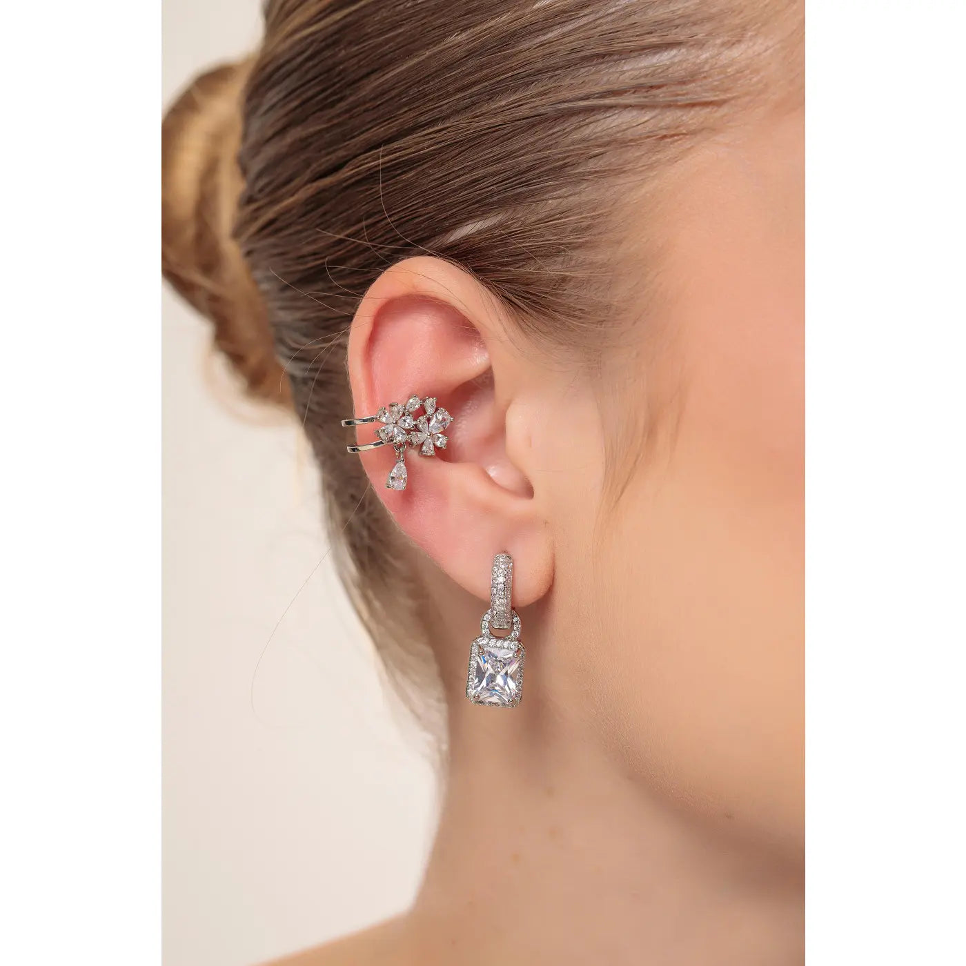 BRINCO DE ARGOLA QUADRADO ZIRCÔNIA CÚBICA