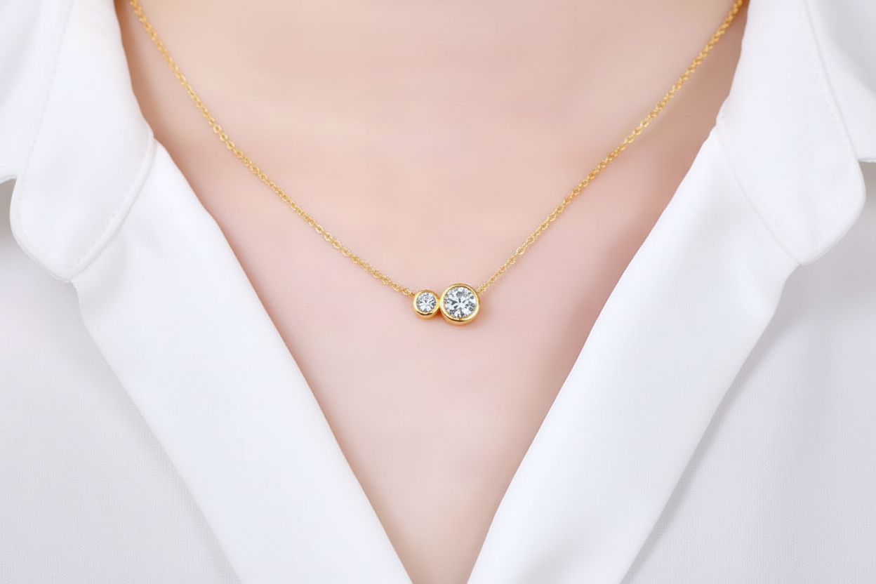 NECKLACE 2 ROUND PENDANT MOISSANITE+CZ