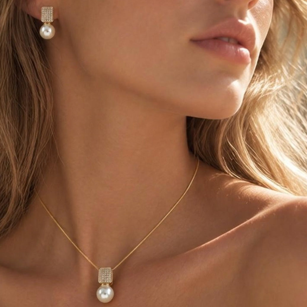 EARRINGS + NECKLACE JEWELRY SET WITH PEARL