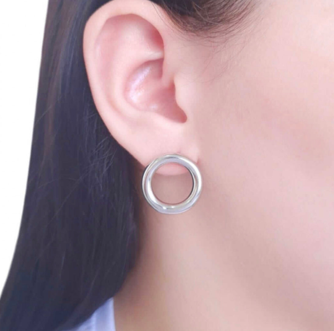 EARRING FRONT TUBE CIRCLE