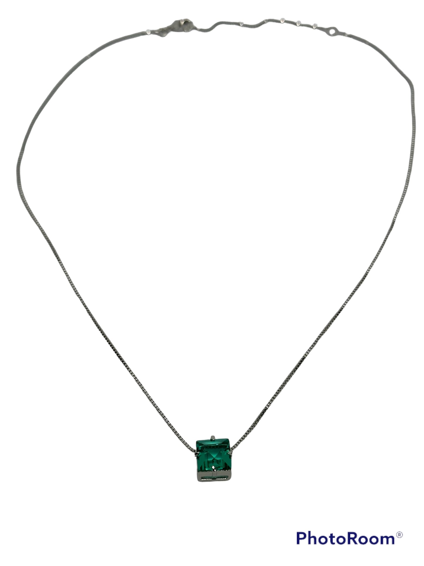 NECKLACE SQUARE CRYSTAL