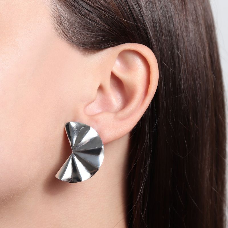 EARRING FAN